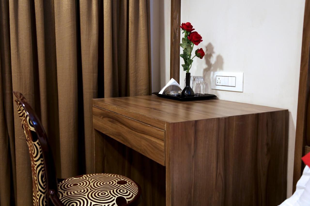 Hotel Sea Shore Navi Mumbai Eksteriør bilde